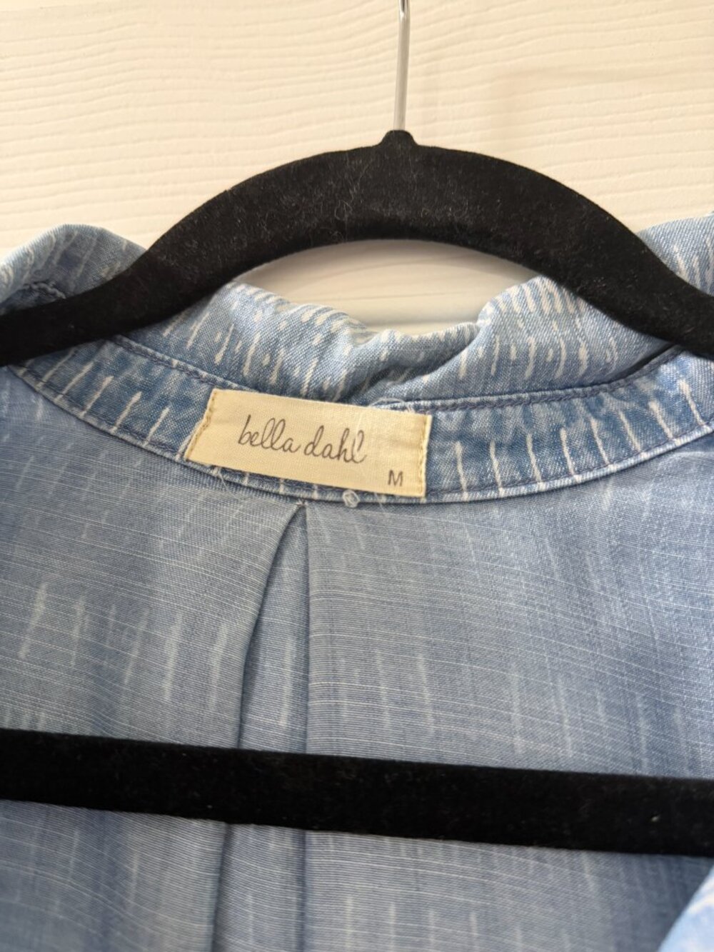 Bella Dahl Striped Tencel Button-Down Shirt Size M | Lightweight Casual Blouse - Picture 4 of 5